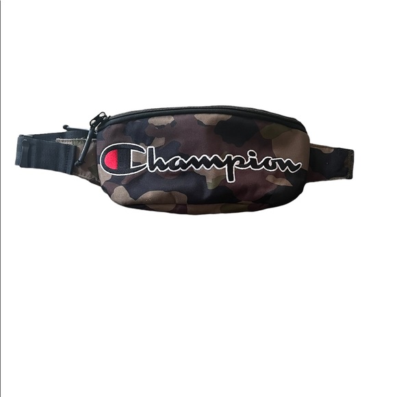 Champion Other - Champion camo print waist pack purse.